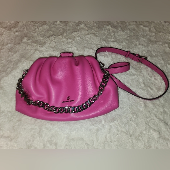 Nola Small Faux Leather Pink Michael Kors Pink Clutch Bag Handbag - Picture 2 of 6